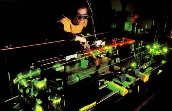 http://oloommagazine.com/images/Articles/11/SCI95b11N11_H01_004389.jpg