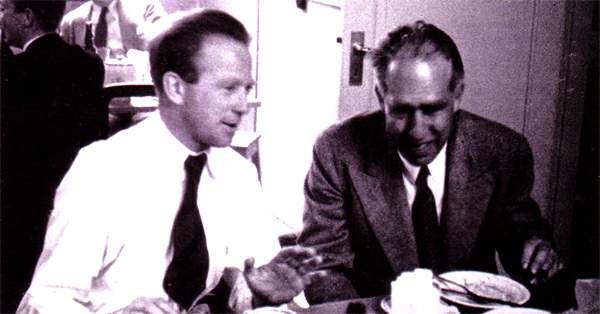 http://oloommagazine.com/images/Articles/12/SCI96b12N1_H04_005590.jpg
