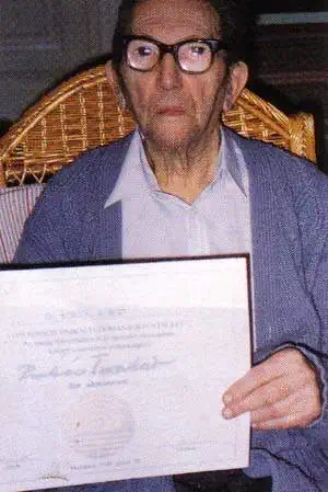 http://oloommagazine.com/images/Articles/13/SCI97b13N5_H03_006979.jpg