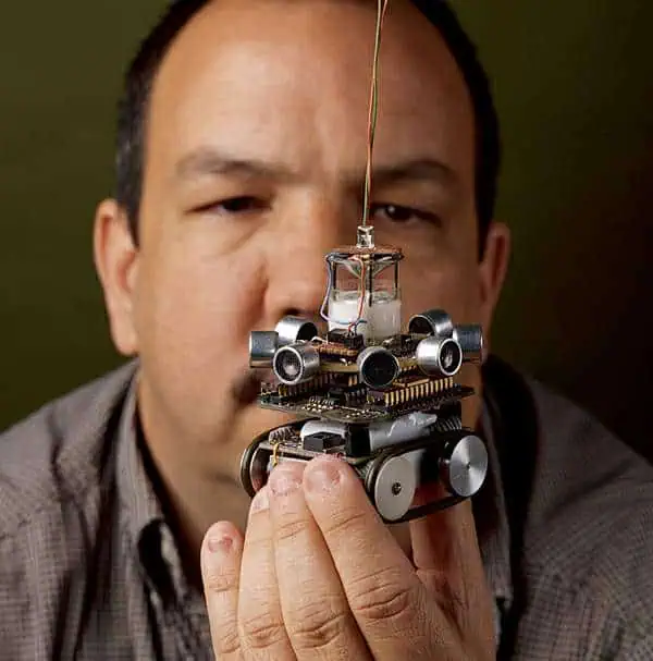 http://oloommagazine.com/images/Articles/20/SCI2004b20N1_H04_003245.jpg