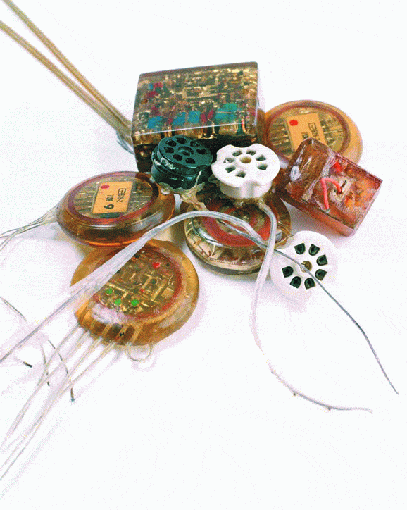 http://oloommagazine.com/images/Articles/2006/3-4/35.gif