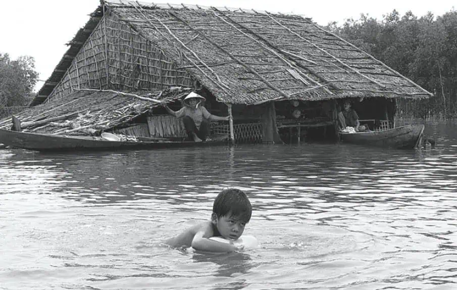 http://oloommagazine.com/Images/Articles/2011/5-6/2011_05_06_043_a.jpg
