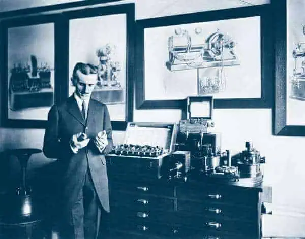 http://oloommagazine.com/images/Articles/21/SCI2005b21N7-8_H02_004134.jpg